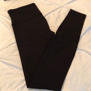 Black wunder under lululemon pant, normal length